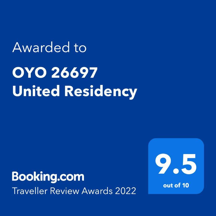 Hôtel Oyo 26697 United Residency à Kazhakuttam Extérieur photo